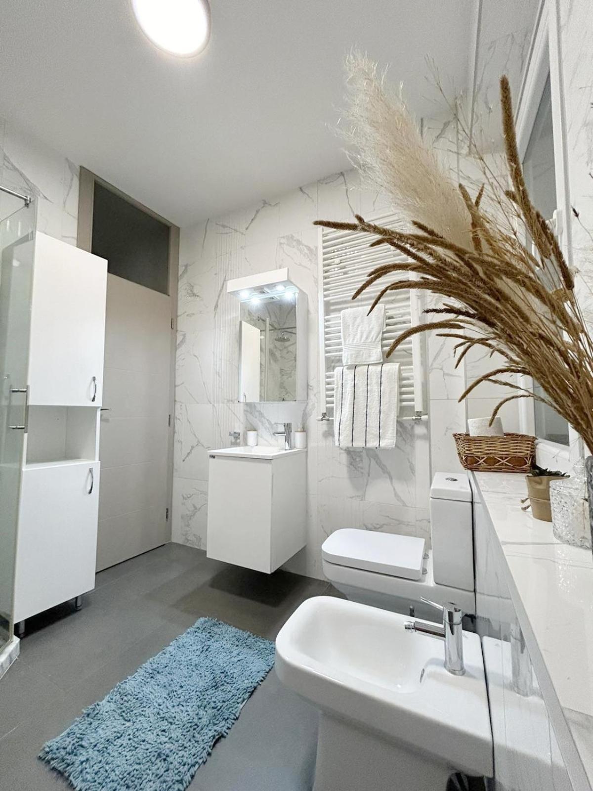 The Circle Apartment Skopje Exterior photo